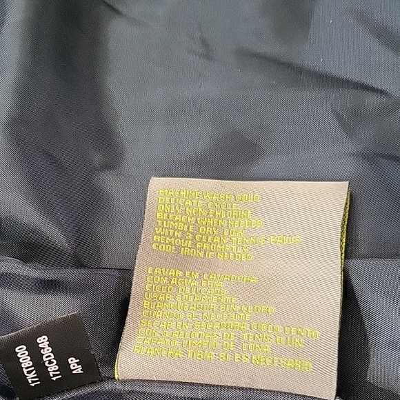 Kenneth Cole Reaction Puffer Vest Lime Green Womens Large - Picture 11 of 13